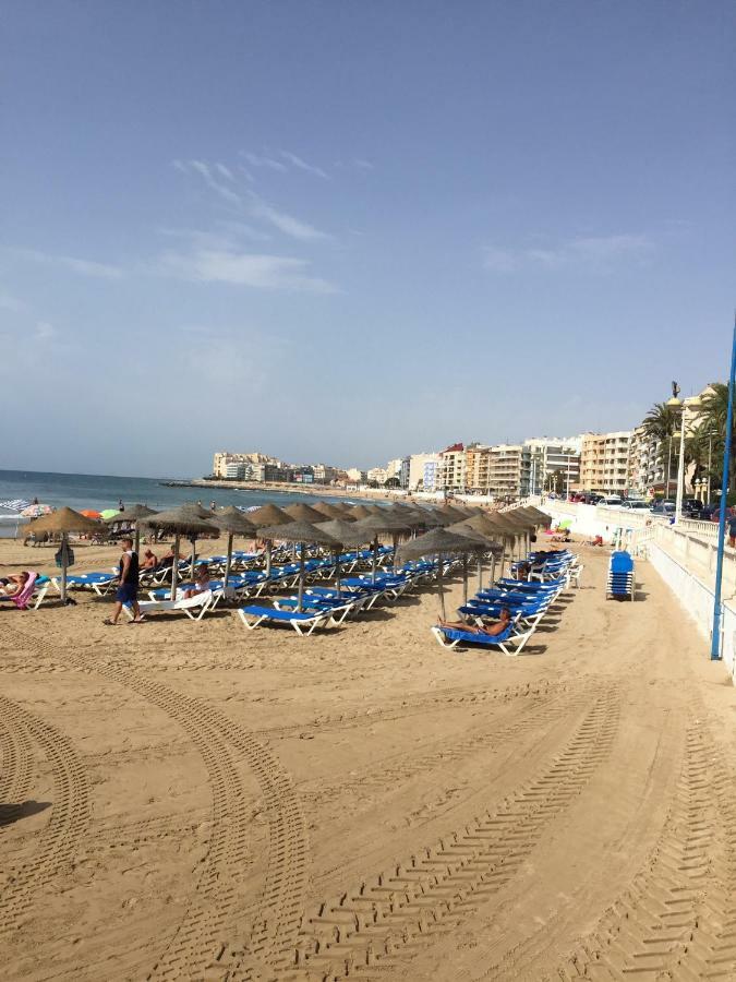 Tus Vacaciones Junto Al Mar Apartment Torrevieja Luaran gambar